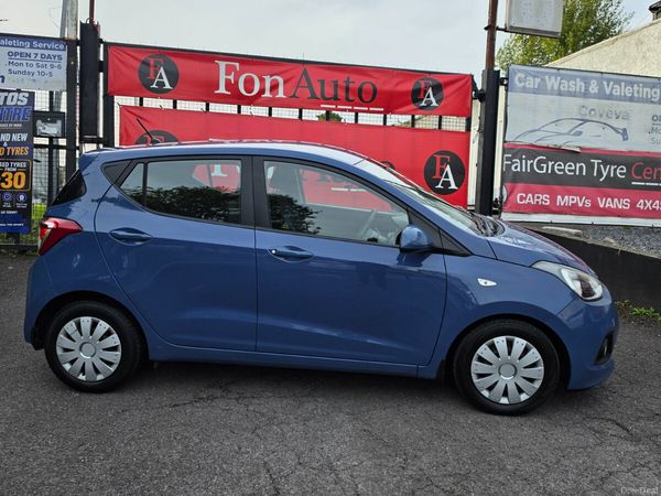 Hyundai i10 Hatchback, Petrol, 2016, Blue