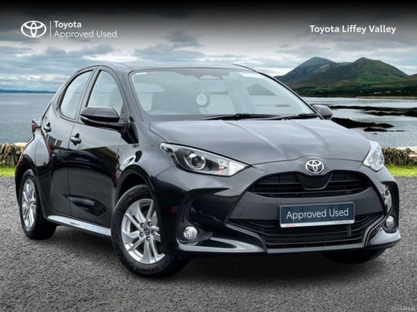 Toyota Yaris Hatchback, Petrol Hybrid, 2026, Black