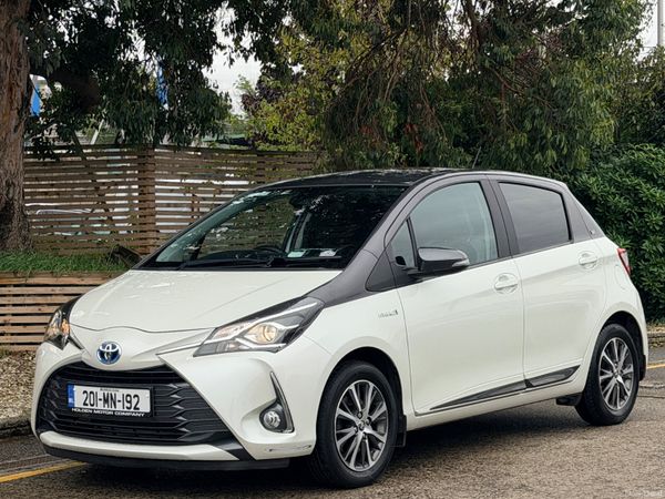 Toyota Yaris MPV, Petrol Hybrid, 2020, White