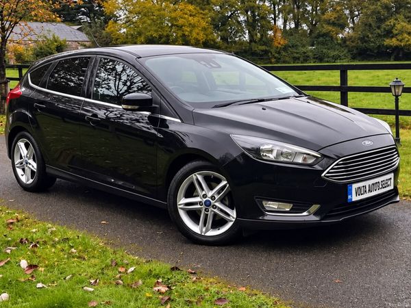 Ford Focus Hatchback, Diesel, 2016, Black