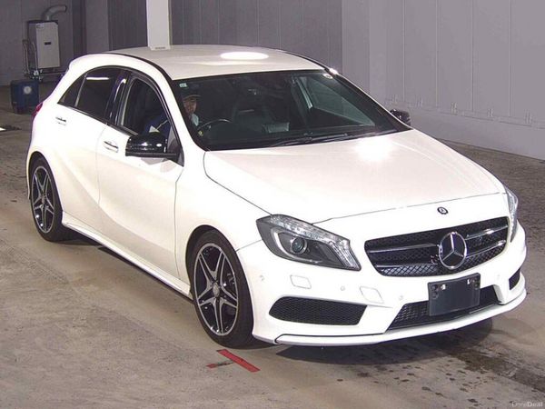 Mercedes-Benz A-Class Hatchback, Petrol, 2015, White