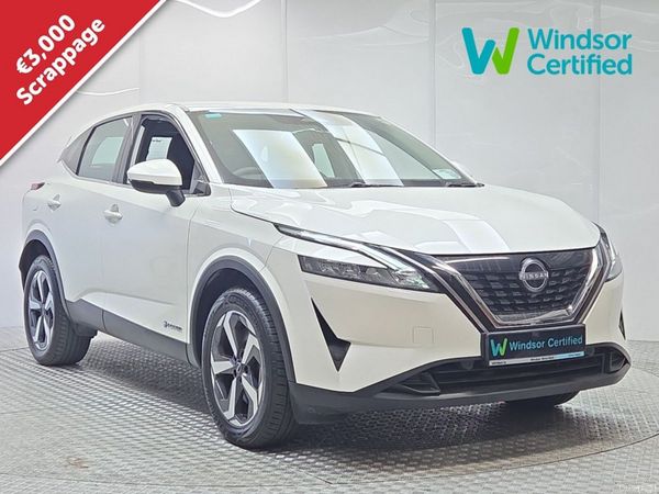 Nissan Qashqai MPV, Petrol Hybrid, 2023, White
