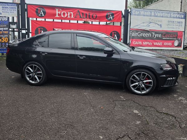 Skoda Octavia Saloon, Diesel, 2018, Black