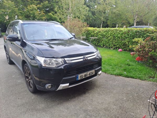Mitsubishi Outlander SUV, Diesel, 2015, Black