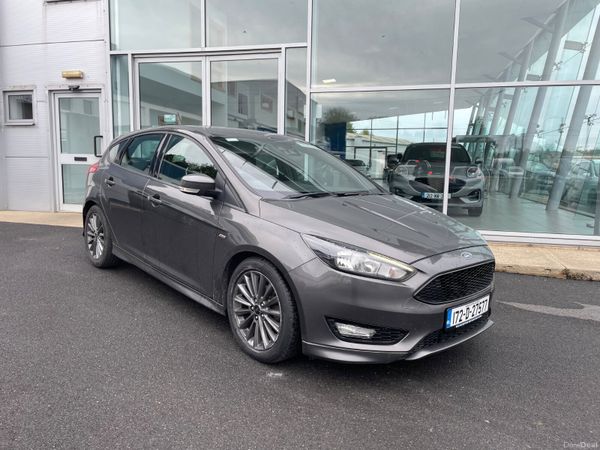 Ford Focus Hatchback, Diesel, 2017, Grey