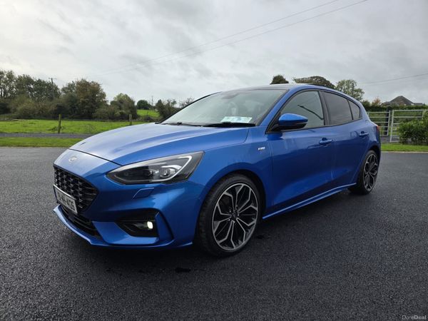 Ford Focus Hatchback, Diesel, 2019, Blue