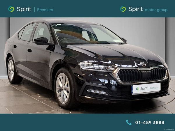 Skoda Octavia Saloon, Petrol Hybrid, 2024, Black