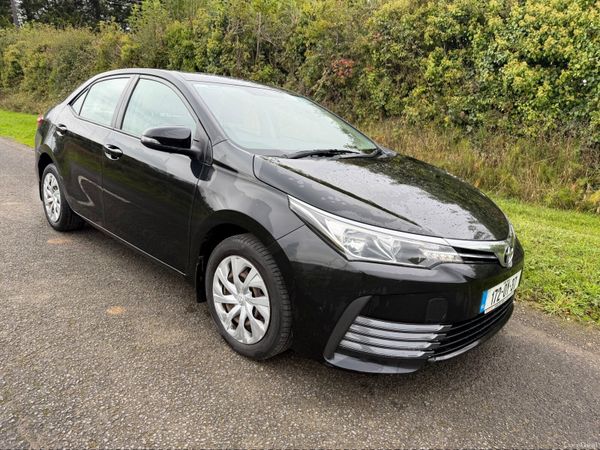 Toyota Corolla Saloon, Petrol, 2017, Black