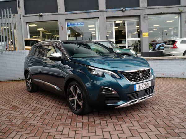 Peugeot 5008 Estate, Diesel, 2019, Green