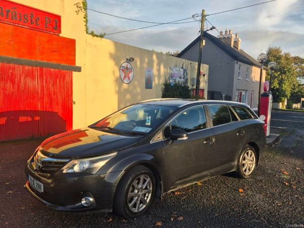 Toyota Avensis Estate, Diesel, 2012, Black