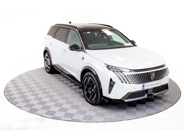 Peugeot 5008 SUV, Electric, 2026, White