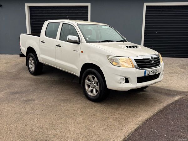 Toyota Hilux Crew Cab, Diesel, 2013, White