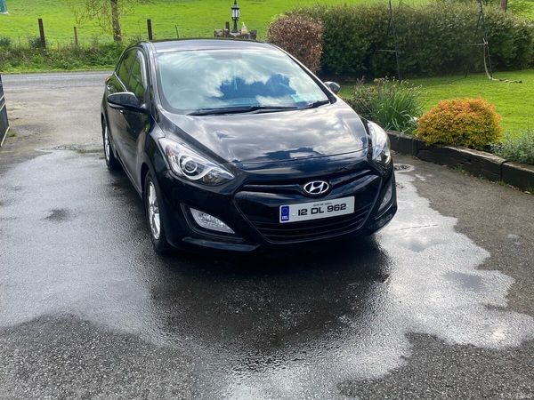 Hyundai i30 MPV, Diesel, 2012, Black