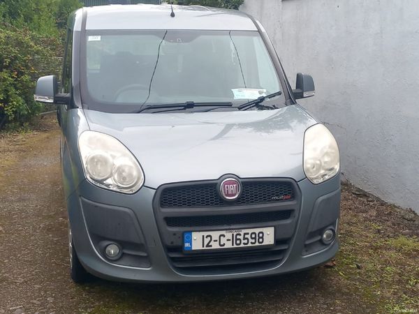 Fiat Doblo MPV, Diesel, 2012, Grey