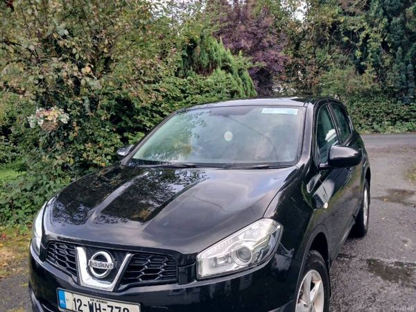 Nissan Qashqai Hatchback, Diesel, 2012, Black