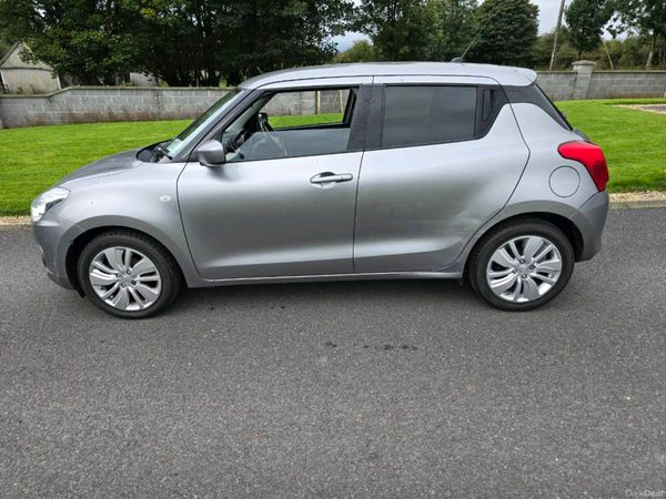 Suzuki Swift Hatchback, Petrol, 2018, Grey