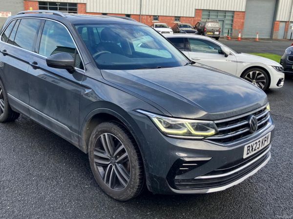 Volkswagen Tiguan SUV, Petrol Hybrid, 2023, Grey