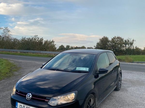 Volkswagen Polo Hatchback, Petrol, 2012, Black