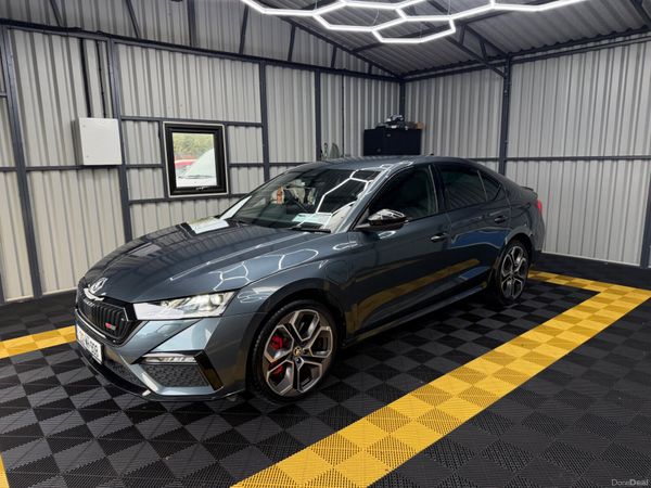 Skoda Octavia Hatchback, Petrol Plug-in Hybrid, 2021, Grey