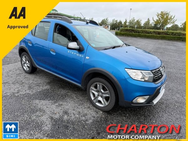 Dacia Sandero Stepway Hatchback, Diesel, 2017, Blue