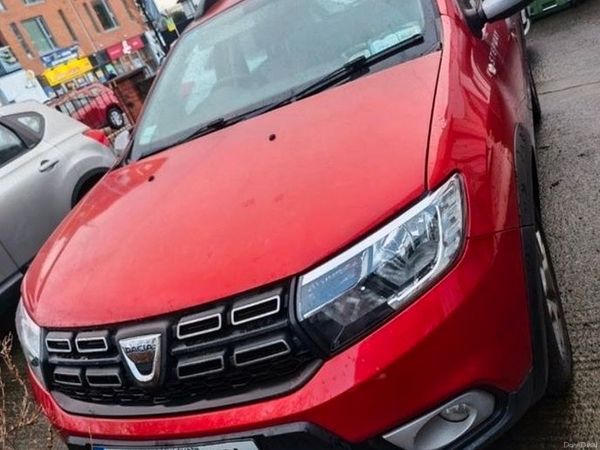 Dacia Sandero Stepway Hatchback, Diesel, 2017, Red