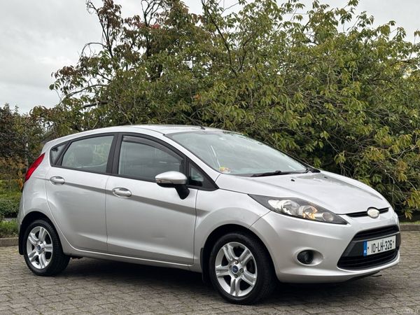 Ford Fiesta Hatchback, Diesel, 2010, Silver