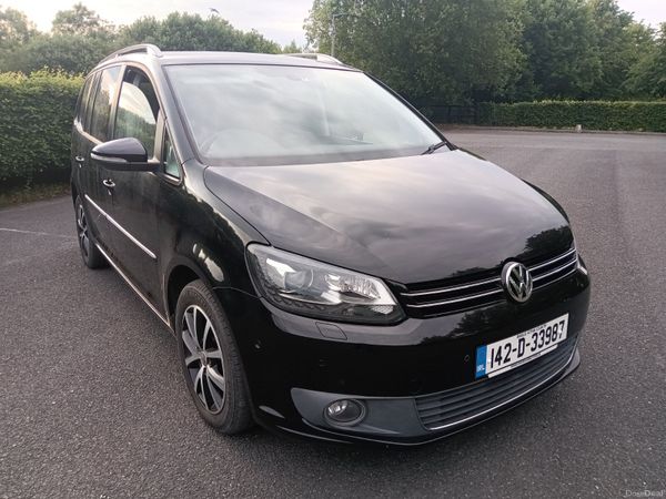 Volkswagen Touran MPV, Petrol, 2014, Black