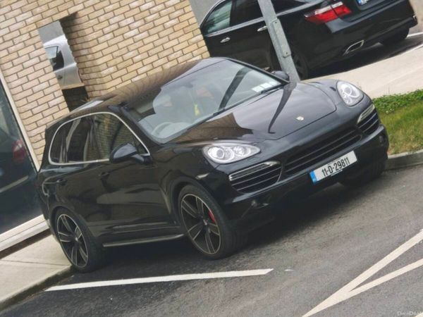 Porsche Cayenne SUV, Diesel, 2011, Black