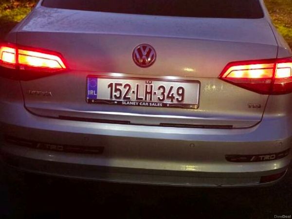 Volkswagen Jetta Saloon, Diesel, 2015, Silver