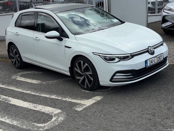 Volkswagen Golf Estate, Diesel, 2024, White