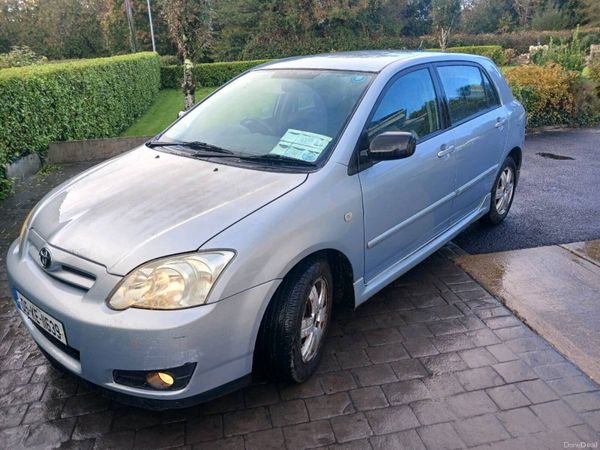 Toyota Corolla Hatchback, Petrol, 2005, Blue