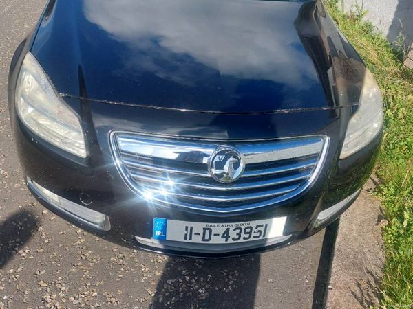 Vauxhall Insignia Hatchback, Diesel, 2011, Black