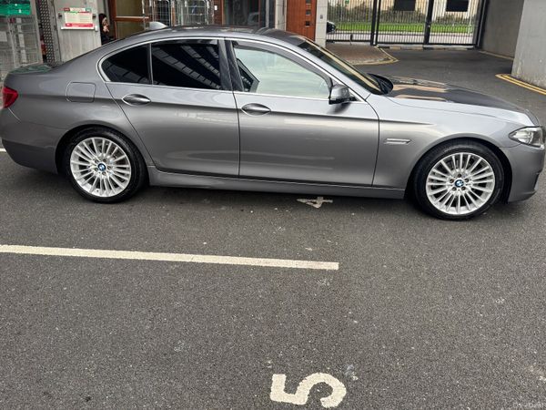 BMW 5-Series Saloon, Diesel, 2015, Grey