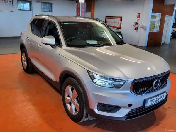 Volvo XC40 Estate, Diesel, 2019, Grey