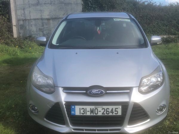 Ford Focus Hatchback, Petrol, 2013, Silver