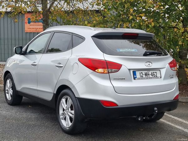 Hyundai ix35 SUV, Diesel, 2012, Silver
