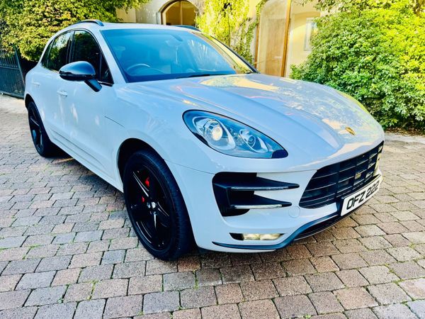 Porsche Macan SUV, Petrol, 2017, White