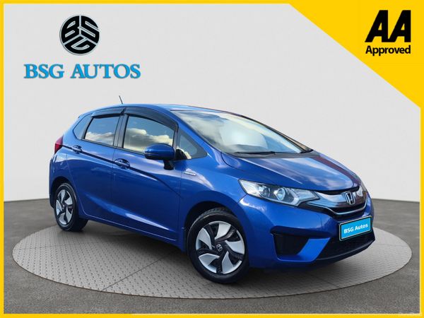 Honda Fit Hatchback, Petrol Hybrid, 2015, Blue