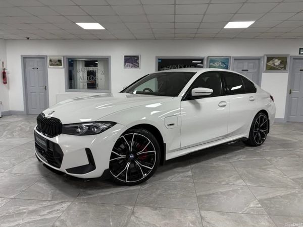 BMW 3-Series Saloon, Petrol Plug-in Hybrid, 2023, White