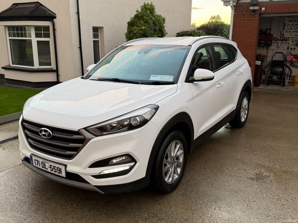 Hyundai Tucson SUV, Diesel, 2017, White