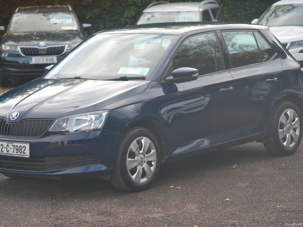 Skoda Fabia Hatchback, Petrol, 2017, Blue