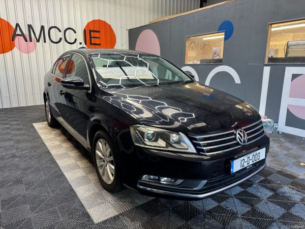 Volkswagen Passat Saloon, Petrol, 2012, Black