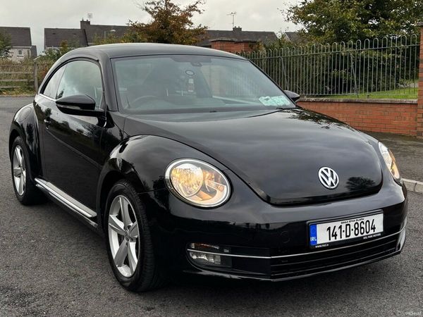 Volkswagen Beetle Hatchback, Petrol, 2014, Black