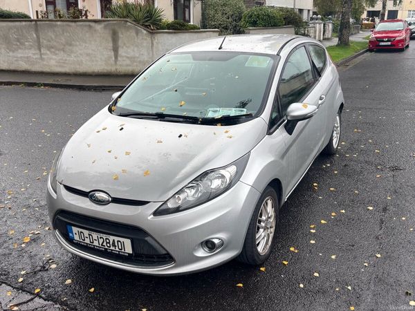 Ford Fiesta Hatchback, Petrol, 2010, Silver