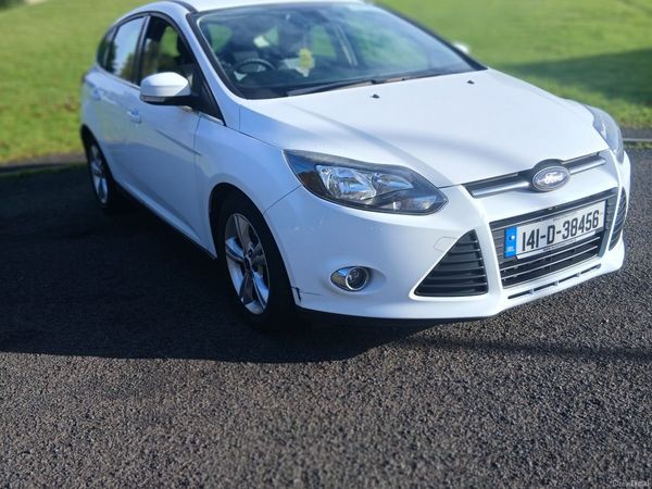 Ford Focus Hatchback, Diesel, 2014, White
