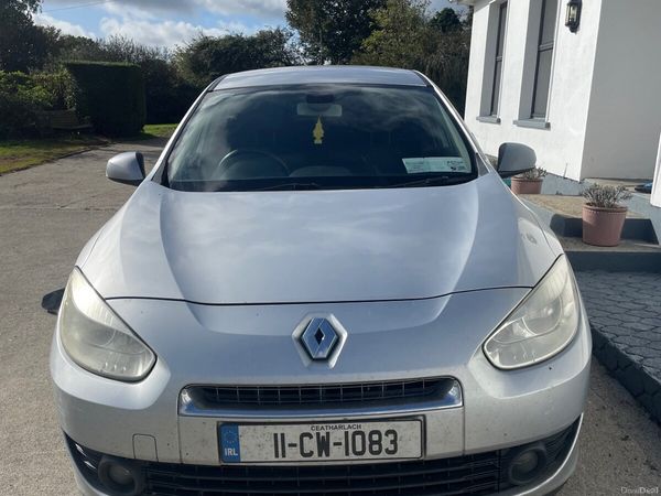Renault Fluence Saloon, Diesel, 2011, Silver