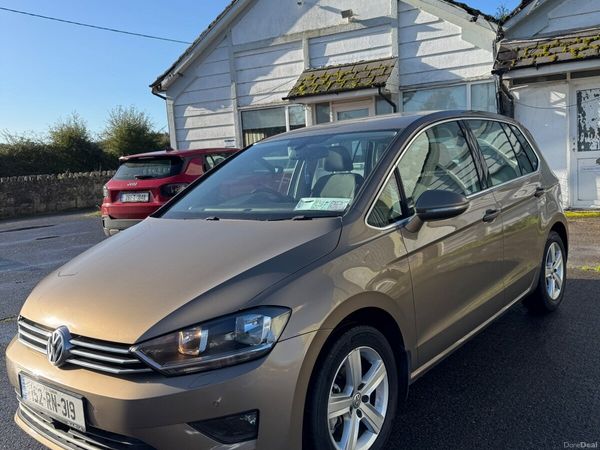Volkswagen Golf Estate, Diesel, 2015, Gold