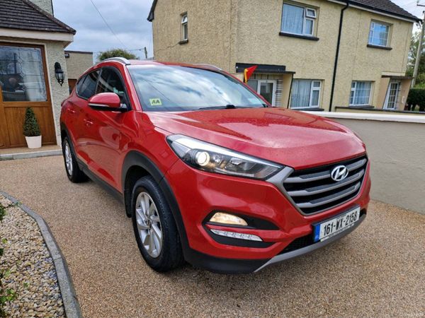 Hyundai Tucson SUV, Diesel, 2016, Red