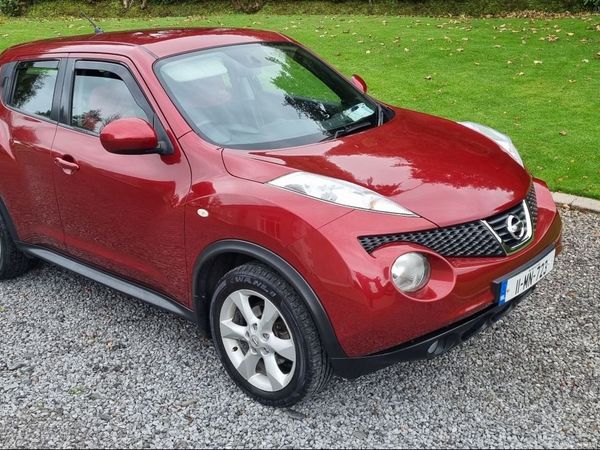 Nissan Juke SUV, Diesel, 2011, Red