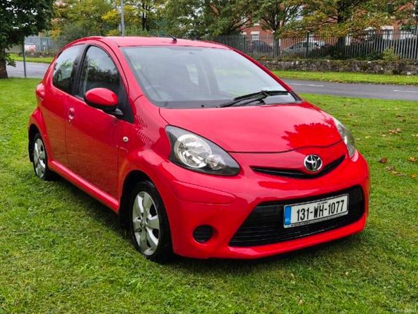 Toyota Aygo Hatchback, Petrol, 2013, Red